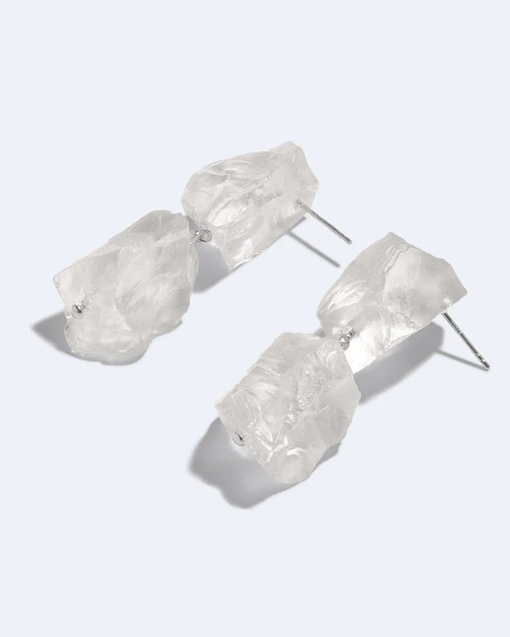 Completedworks The Iceberg's Other Half boucles résine