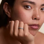 Astrid & Miyu Crystal Ridged bague argent cristal