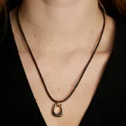Astrid & Miyu Hardware Pendant collier cordon doré