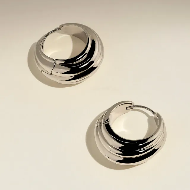 Astrid & Miyu Ripple Wave créoles argent ondulées