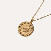 Astrid & Miyu Scorpio Bold collier pendentif doré scorpion