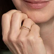 Astrid & Miyu Illusion Topaz Band bague or massif