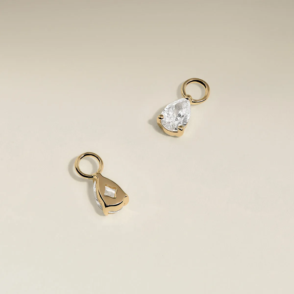 Astrid & Miyu April Diamond breloque diamant or massif