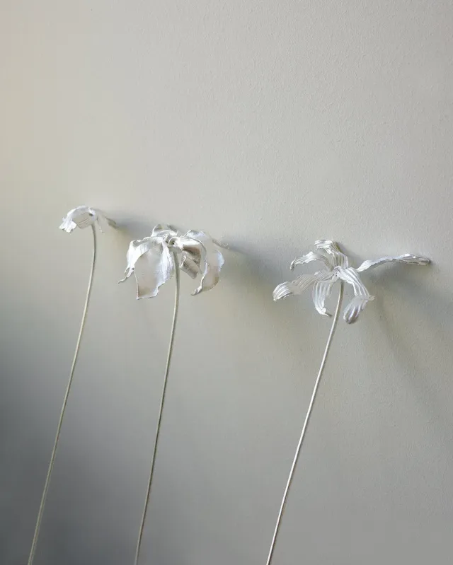 Completedworks L65 lot 3 ornements fleur argent sterling