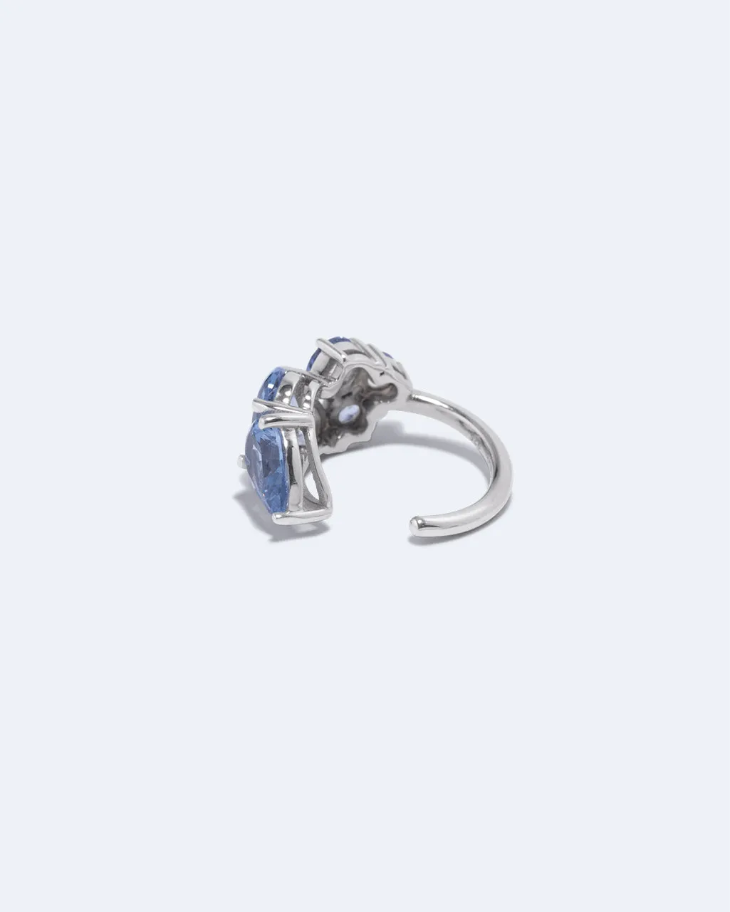 Completedworks Bolt from the Blue manchette oreille argent spinelle bleue