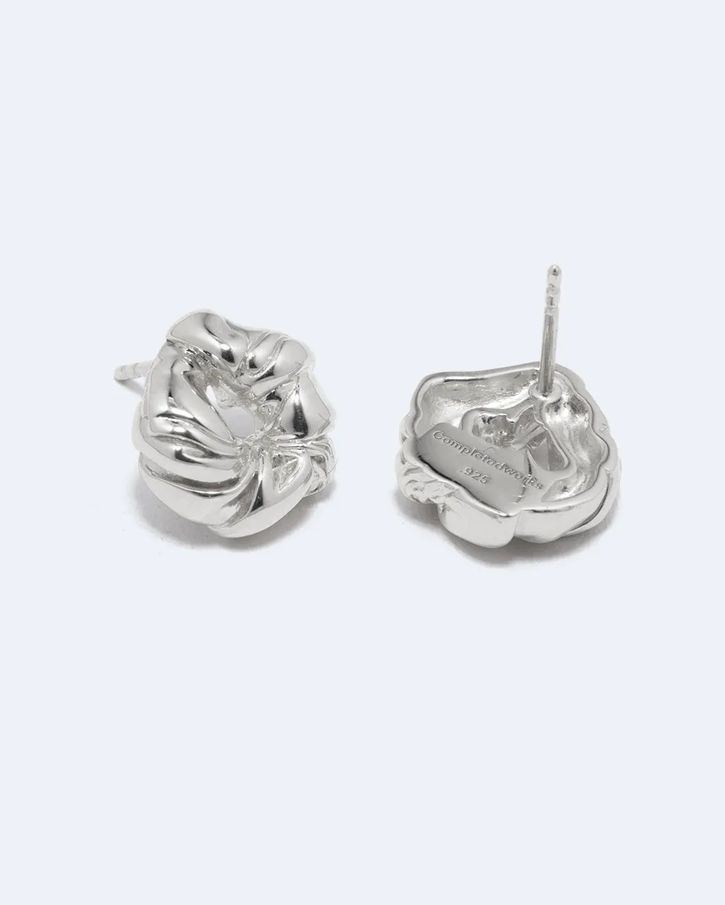 Completedworks Things Find Their Place When They Fall Apart boucles argent