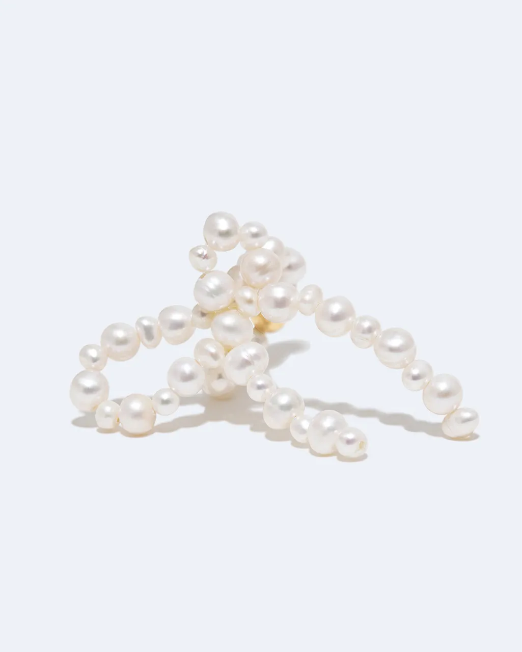 Completedworks Loop-the-Loop bague perle vermeil or