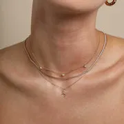 Astrid & Miyu H Initial Pavé collier pendentif doré