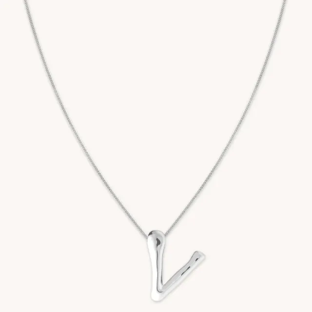 Astrid & Miyu V Initial Bold collier argent lettre V