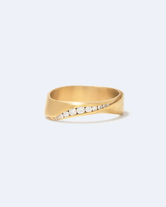 Completedworks Light in Rain bague diamant or 18ct