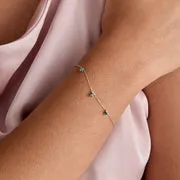 Astrid & Miyu Emerald Charm bracelet or blanc émeraude