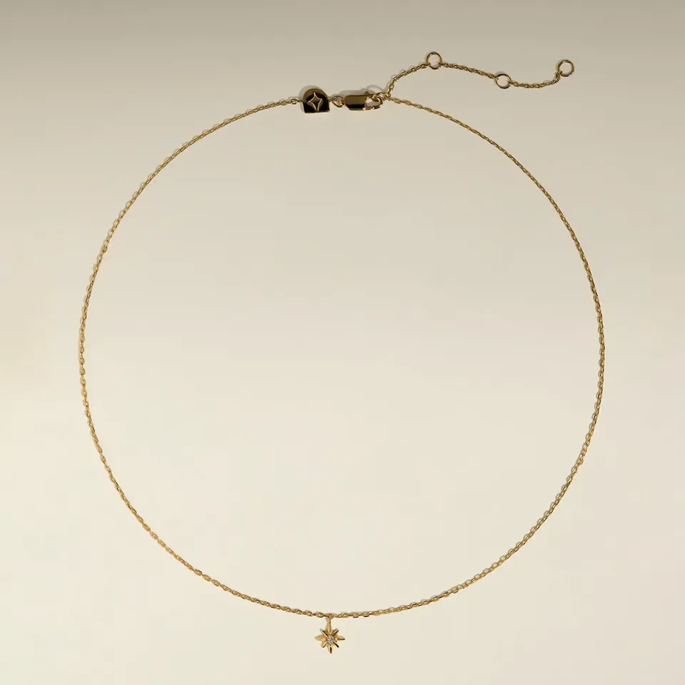 Astrid & Miyu Twilight Star collier pendentif étoile doré