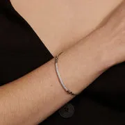 Astrid & Miyu Pavé Knot bracelet jonc argent nœud pavé