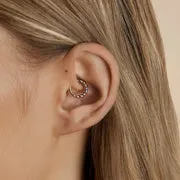 Astrid & Miyu Rope Daith Ring anneau piercing or blanc massif