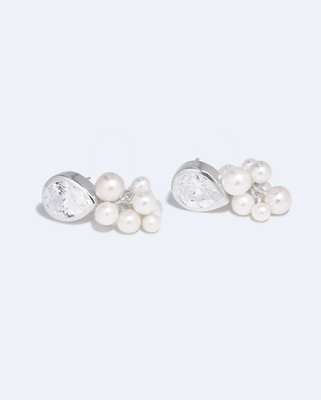Completedworks Alchemy of Time boucles perle zirconia