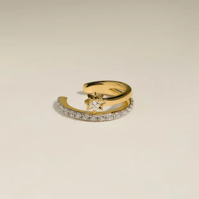Astrid & Miyu Cosmic Illusion Crystal ear cuff doré