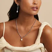 Astrid & Miyu Infinite Pearl Bold Lariat collier argent perle