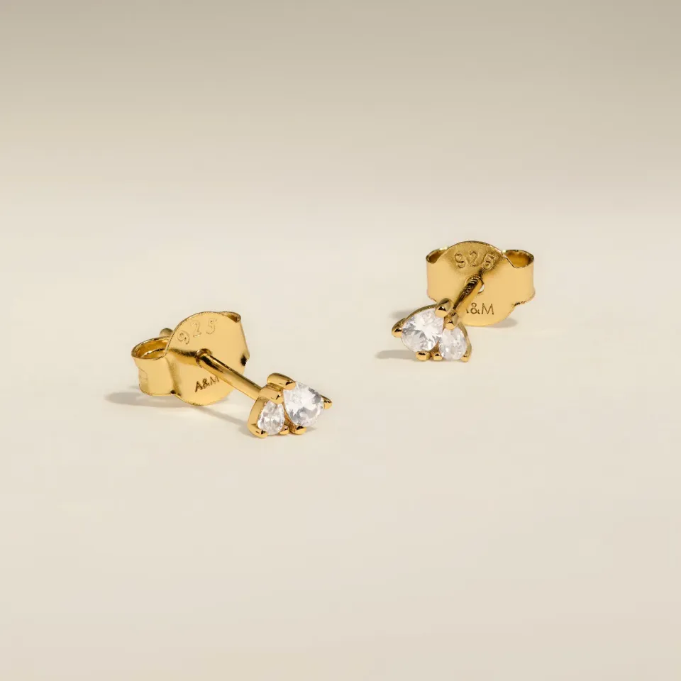 Astrid & Miyu Pear Cluster Stud clous d'oreilles dorés cristal