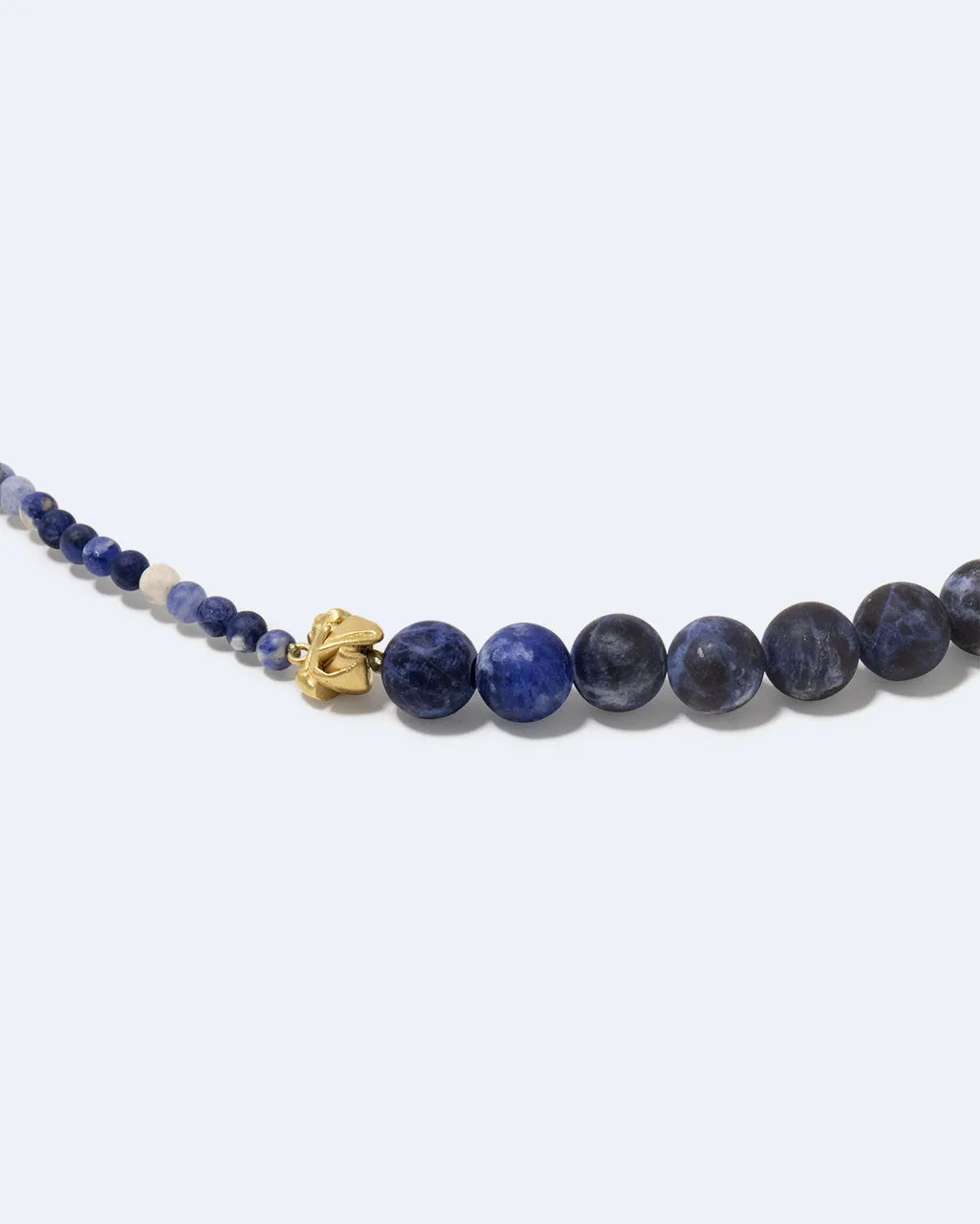 Completedworks Tidelands I collier sodalite vermeil doré
