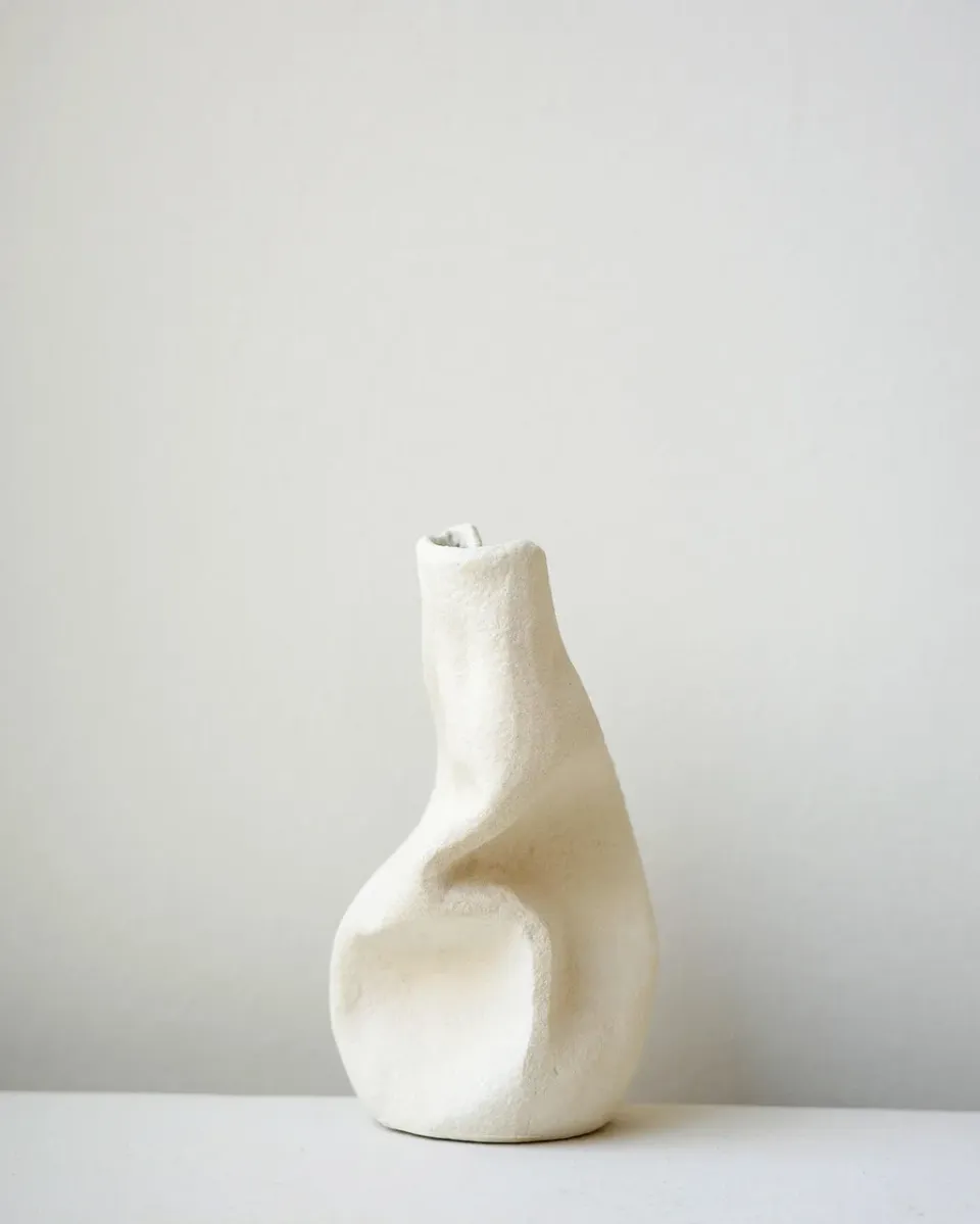 Completedworks Wake vase céramique beige texturé