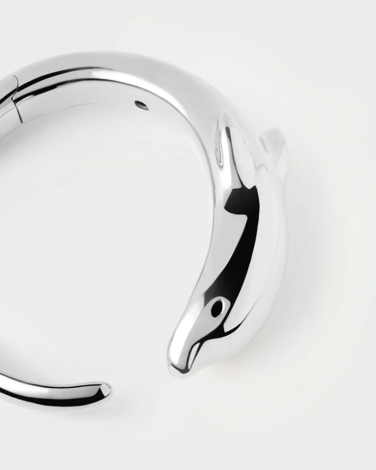 PDPAOLA Dolphin bracelet jonc argent large 58,82 g