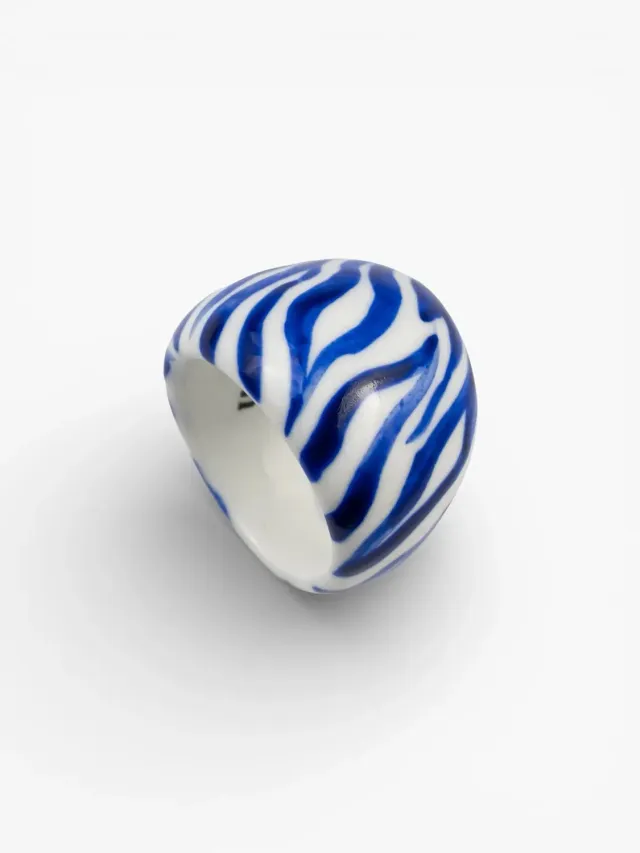 Nach Bijoux Zèbre bleu et blanc bague porcelaine artisanale