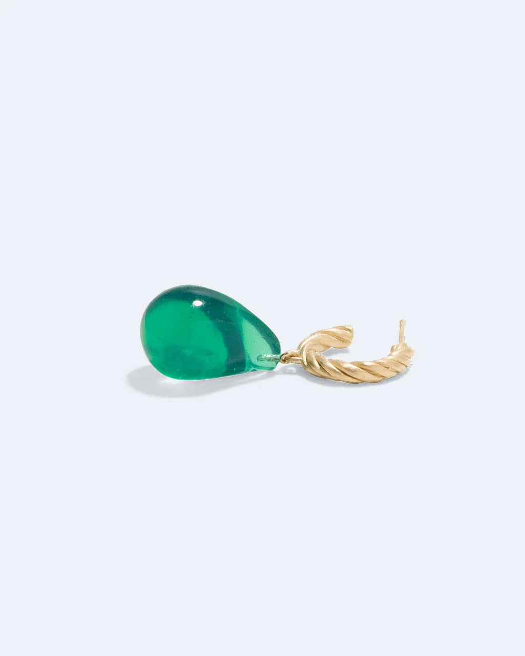Completedworks Husband Number Six boucle d'oreille verte résine