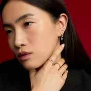 Astrid & Miyu Snake Piercing Stud piercing or massif serpent