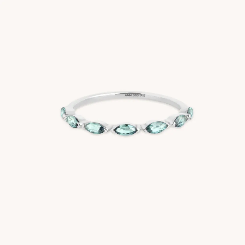 Astrid & Miyu Alexandrite bague marquise or blanc massif