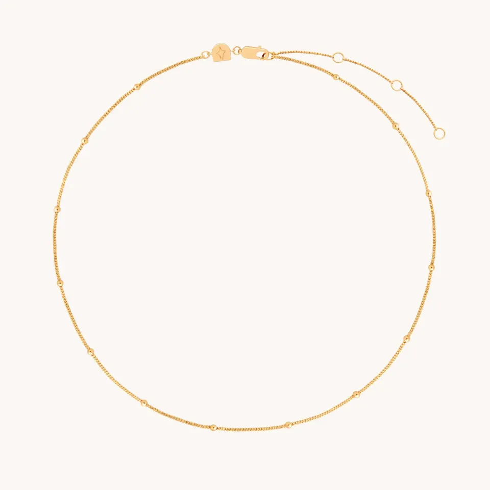 Astrid & Miyu Essential collier chaîne perlée or