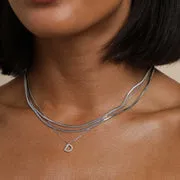 Astrid & Miyu Initial Pavé collier D argent pavé