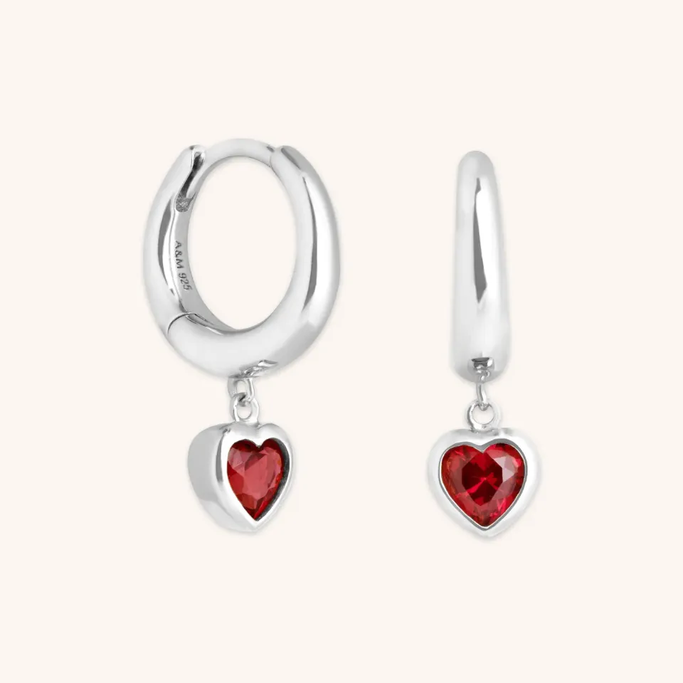 Astrid & Miyu Red Heart Charm mini créoles argent cœur rouge