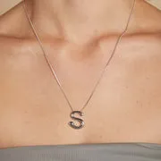 Astrid & Miyu S Initial Bold collier argent initiale S