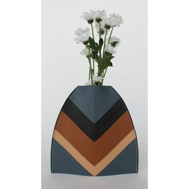 Drelin vase cuir marqueterie avec tube à eau