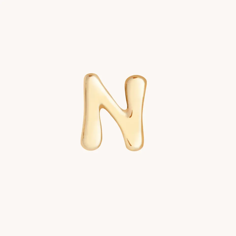 Astrid & Miyu N Initial breloque initiale or massif