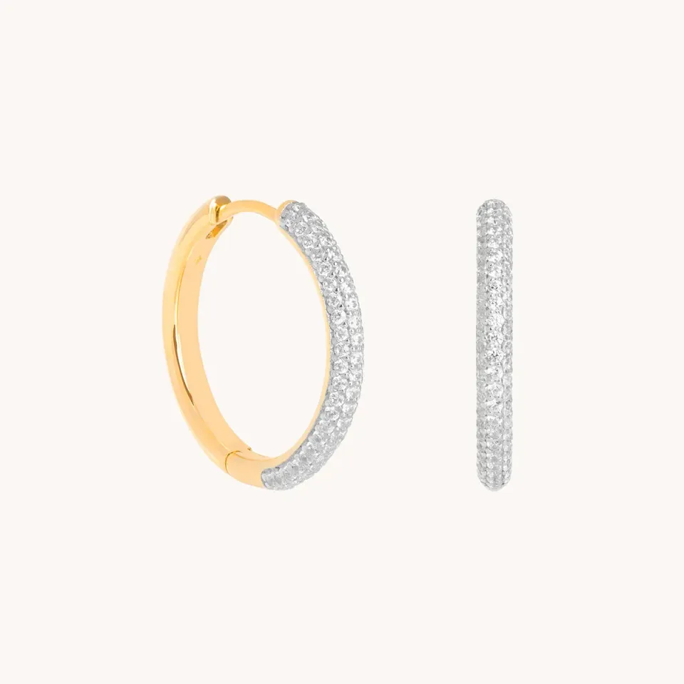Astrid & Miyu Pavé Essential Medium créoles dorées pavé