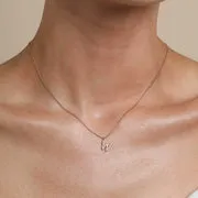 Astrid & Miyu W Initial Pavé collier initiale W doré