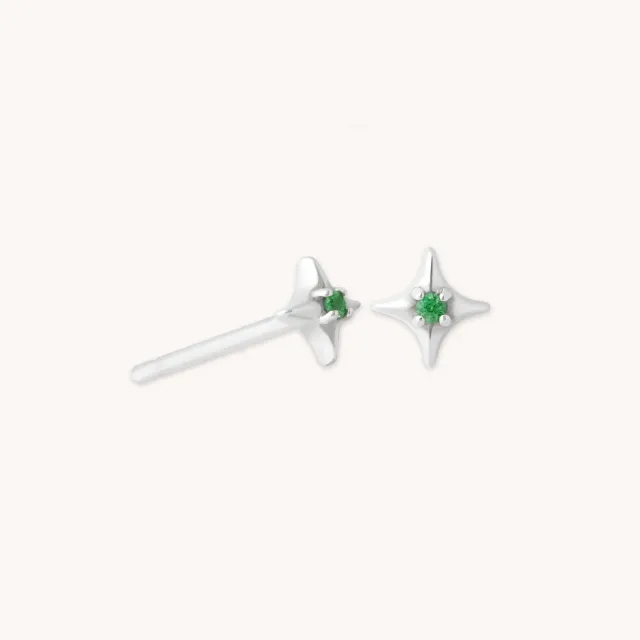 Astrid & Miyu Cosmic Star clous tsavorite or blanc