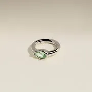 Astrid & Miyu Diamond Pear piercing or blanc diamant