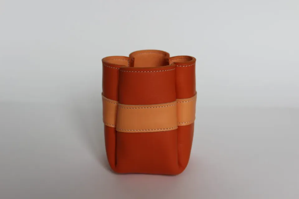 Drelin pot à crayons cuir orange 9,5 cm artisanal