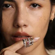 Astrid & Miyu Hidden Diamond Milestone bague or blanc diamant