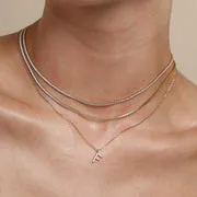 Astrid & Miyu F Initial collier initiale pavé doré