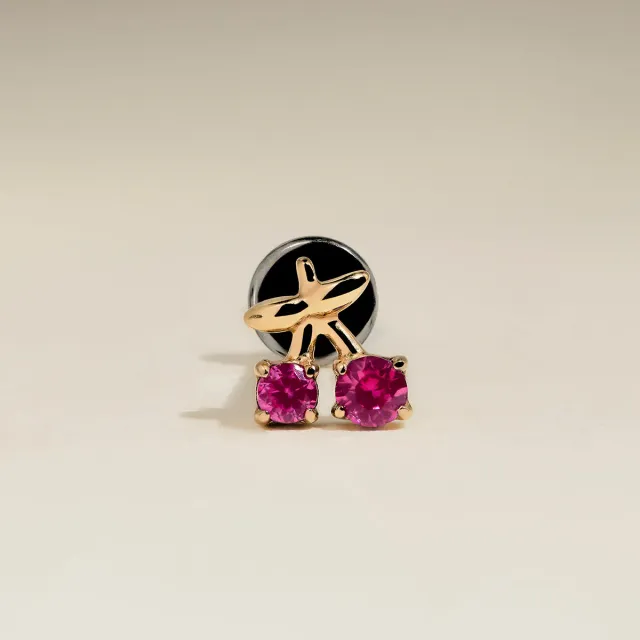 Astrid & Miyu Cherry piercing clou cerise titane doré