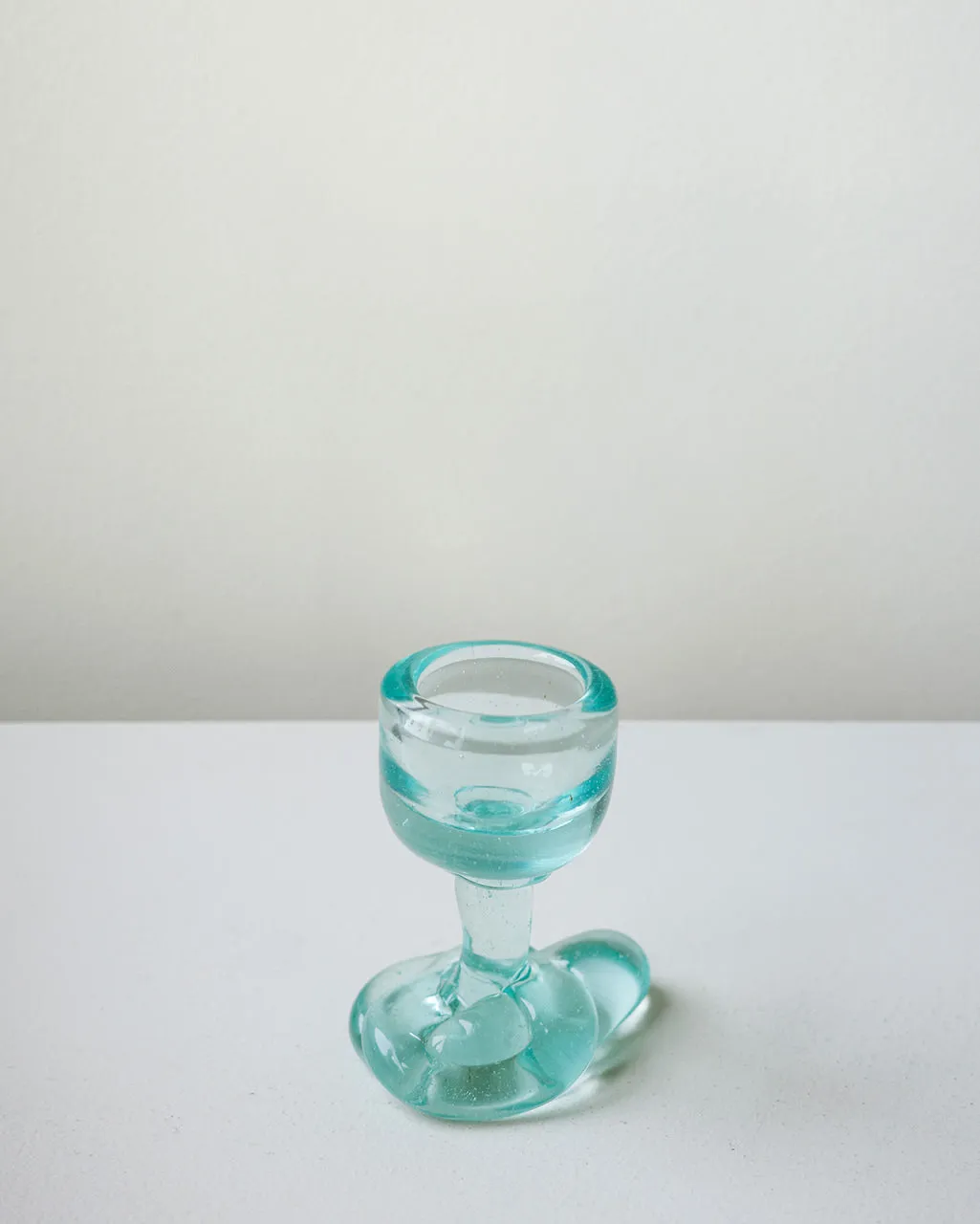 Completedworks Sunday Morning coquetier verre recyclé bleu