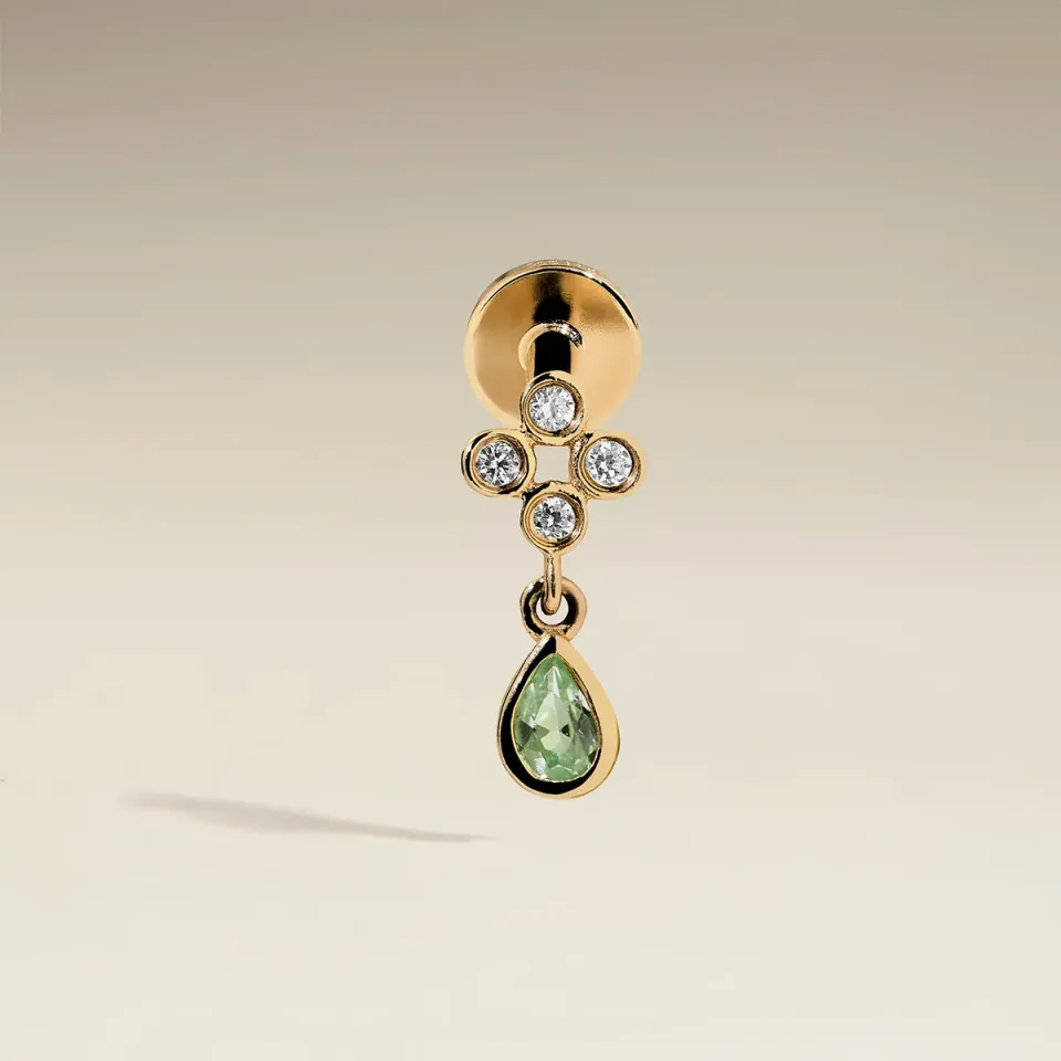 Astrid & Miyu Diamond Green Sapphire Charm clou piercing or massif