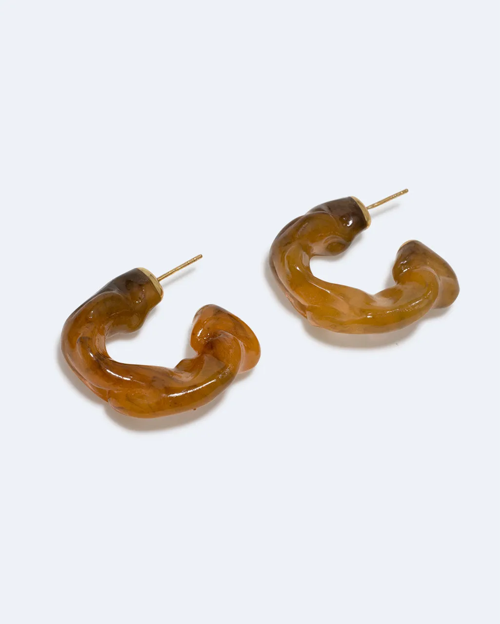 Completedworks Ruffle boucles d'oreilles écaille vermeil or