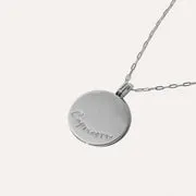 Astrid & Miyu Capricorn collier pendentif Bold Zodiac argent