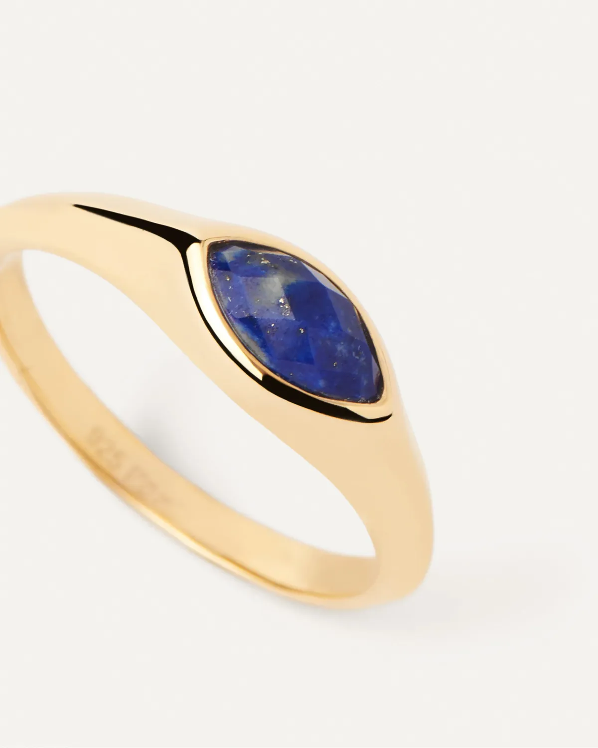 PDPAOLA Nomad Stamp bague lapis-lazuli dorée
