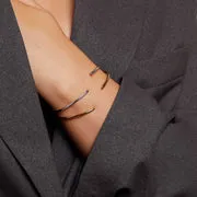 Astrid & Miyu Twist Cuff jonc bracelet doré torsadé