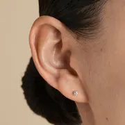 Astrid & Miyu Floating Diamond Large piercing or massif